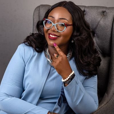 Dr Adetola Ariyke